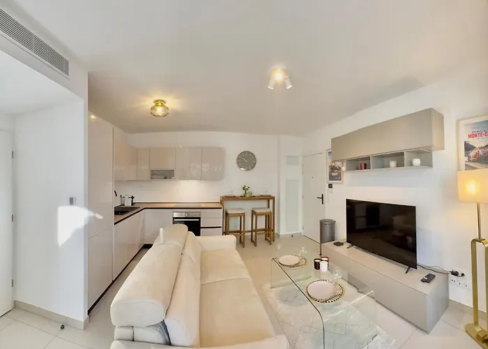 La Bananeraie Cove Apartment, Bord De * Èze