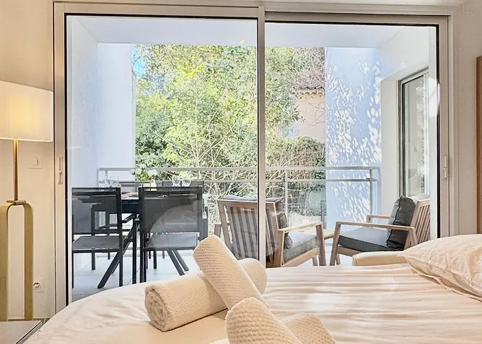 Lägenhet La Bananeraie Cove Apartment, Bord De