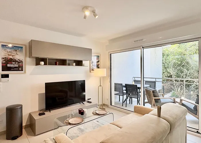 La Bananeraie Cove Apartment, Bord De